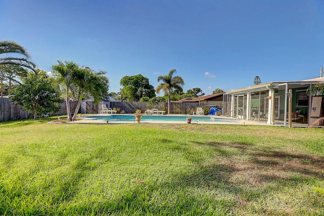 Photo of 5906 Cassia Drive