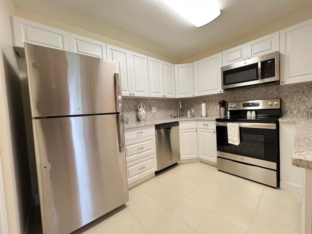 Photo of Unit C2 at 337 Knotty Pine Circle