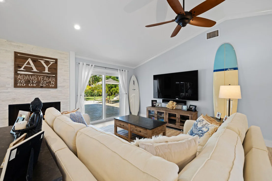 Photo of 17767 Mellen Lane