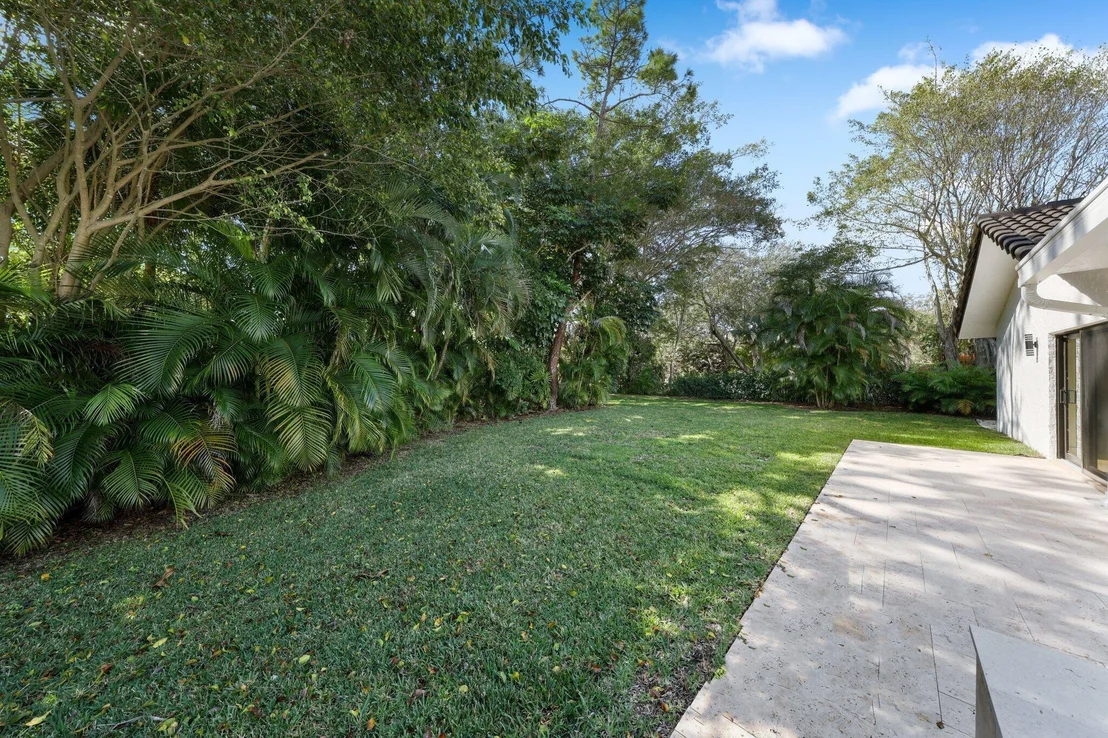 Photo of 6794 Giralda Circle
