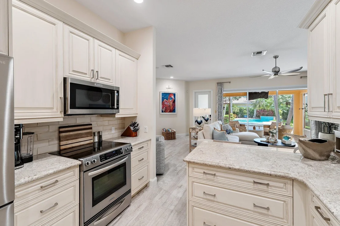 Photo of 153 Savona Drive
