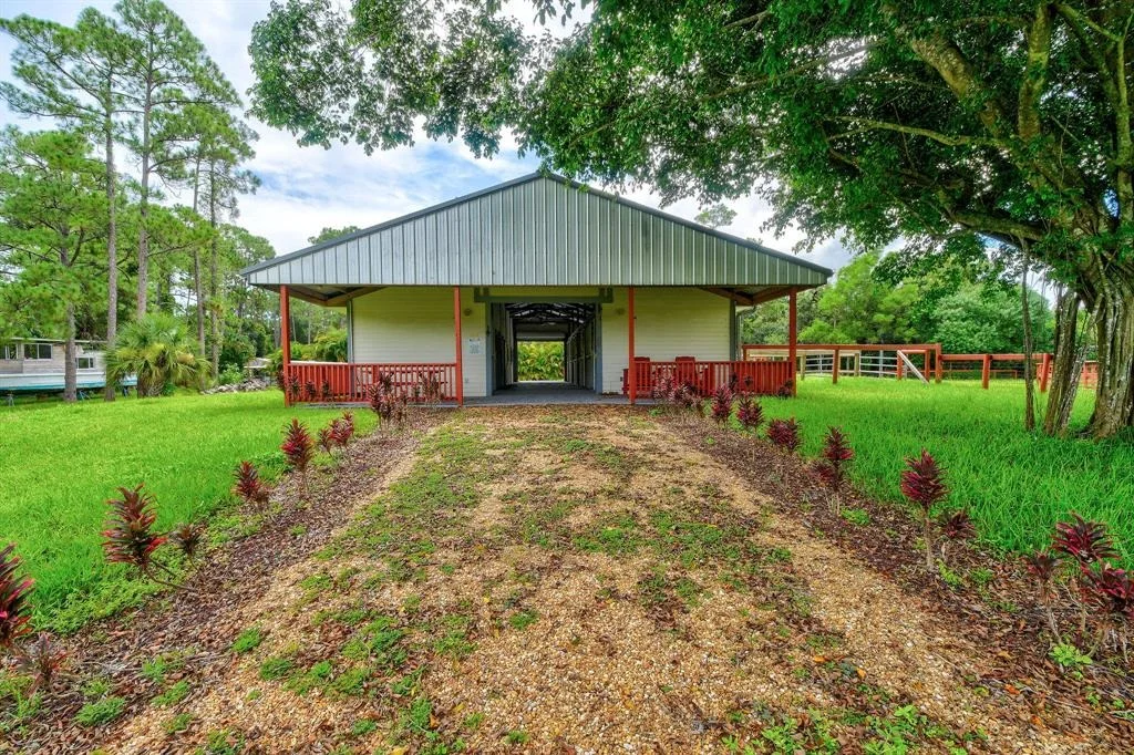 Photo of 10959 Pinewood Trail