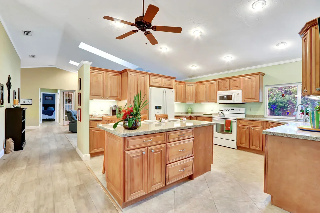 Photo of 3190 Windward Lane