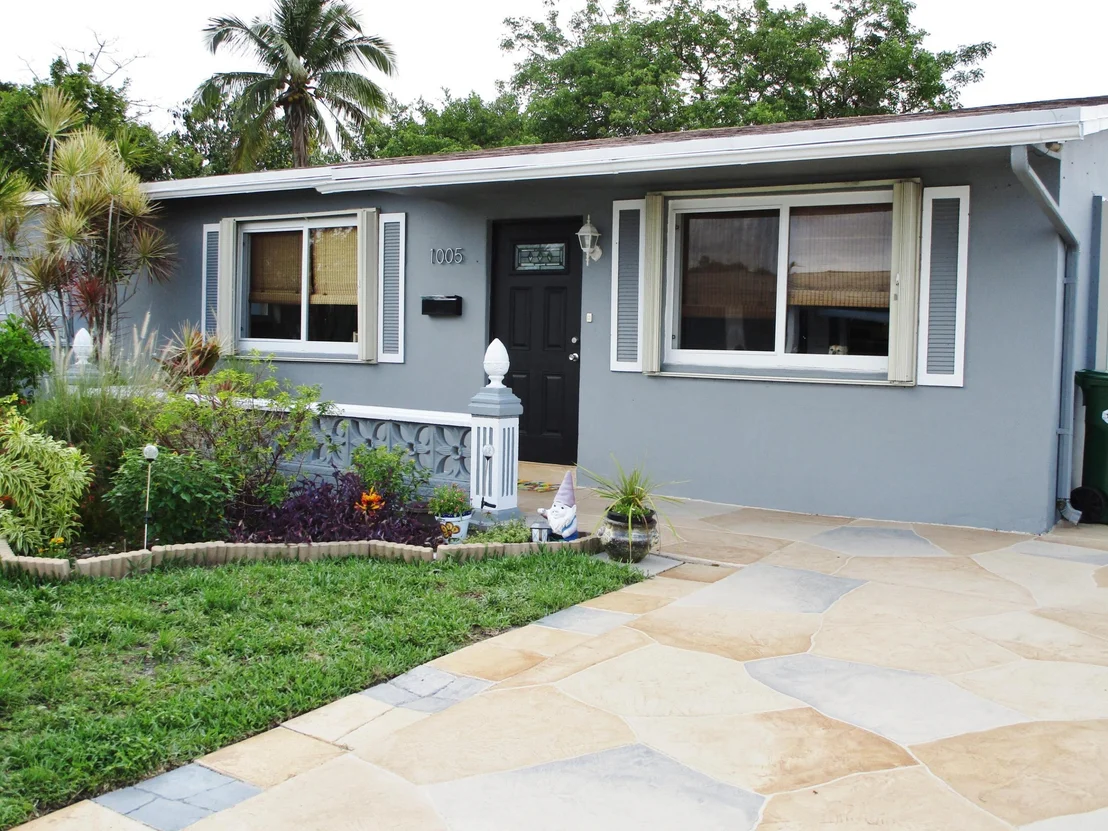 Photo of 1005 NW 68th Terrace