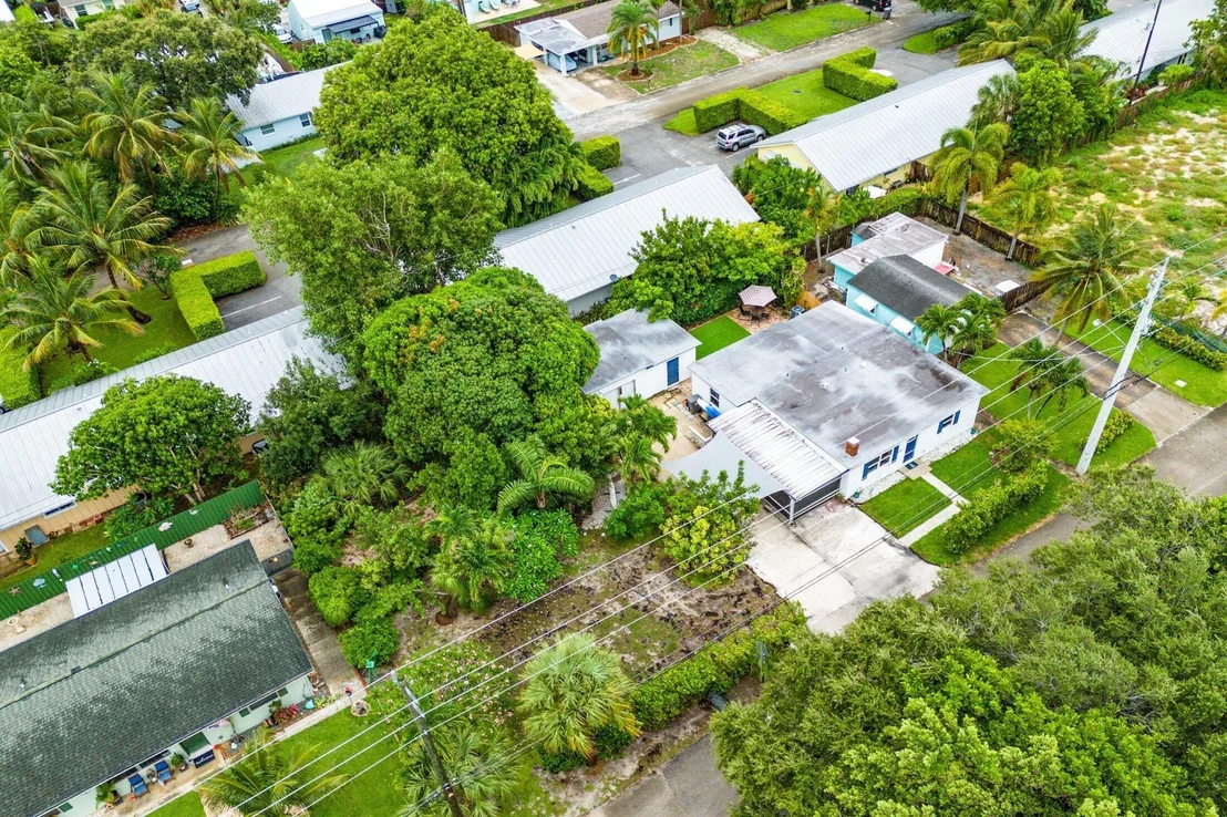 Photo of 1923 Holman Drive