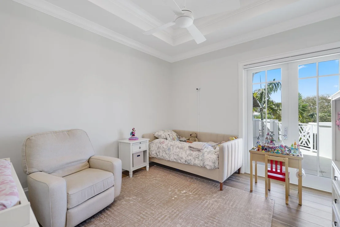 Photo of 3700 NE 24th Avenue
