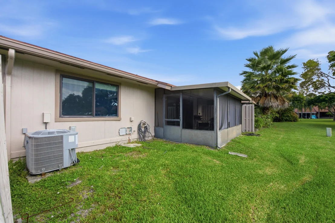 Photo of 18 WINCHMORE Lane