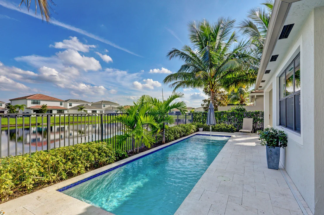 Photo of 7184 Montereal Path
