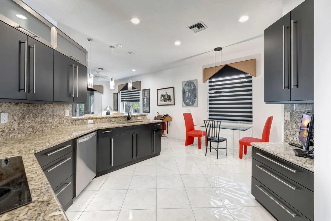 Photo of 5827 Seashell Terrace