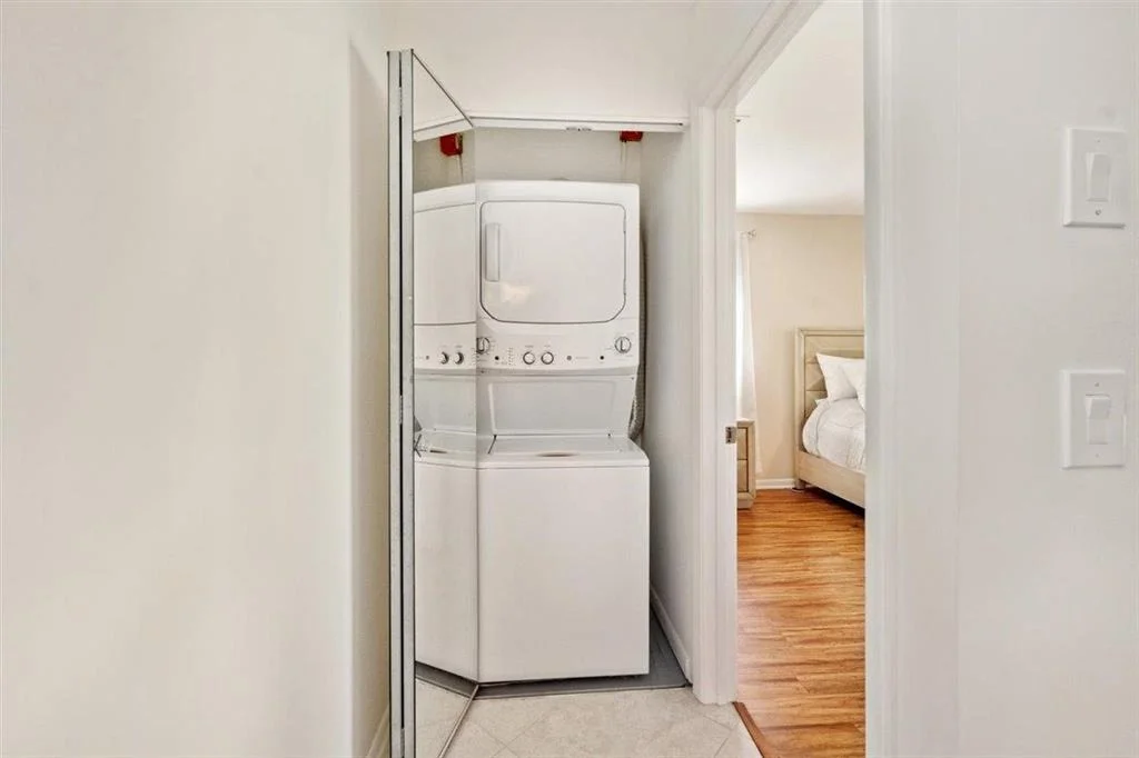 Photo of Unit A at 502 Pinecrest Circle