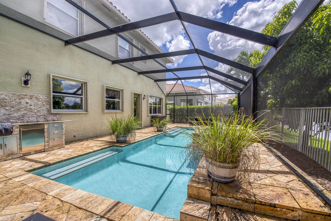 Photo of 410 Cresta Circle
