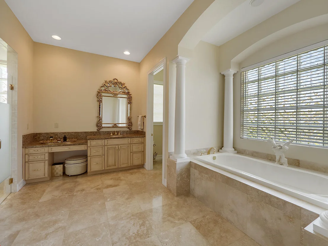 Photo of 5087 Pineview Circle