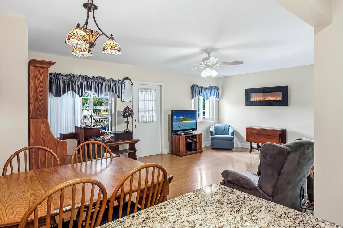 Photo of Unit A2 at 302 Pine Ridge Circle
