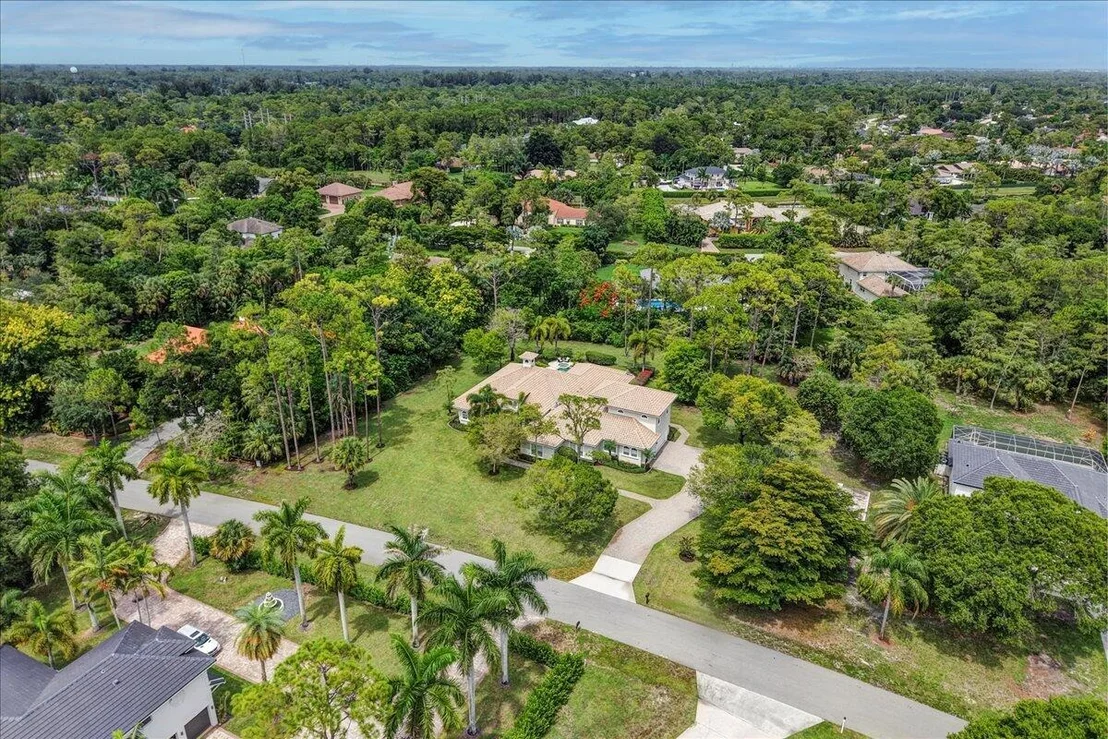 Photo of 378 Squire Drive