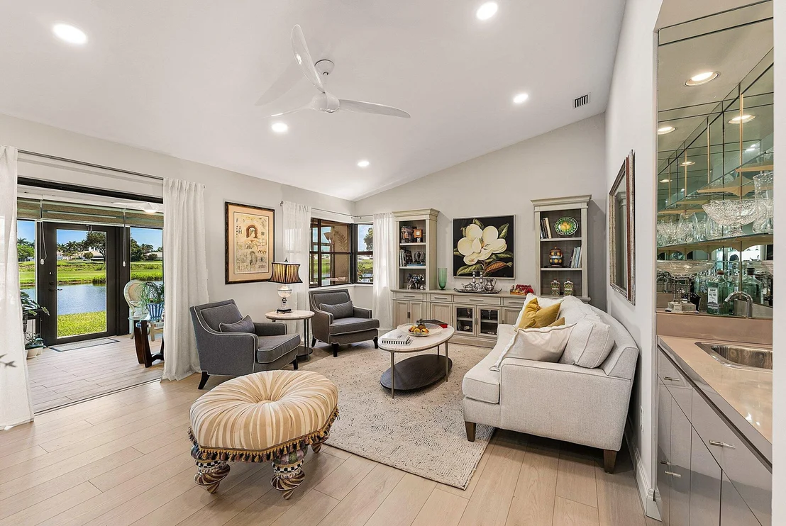 Photo of 5534 Forest Oaks Terrace