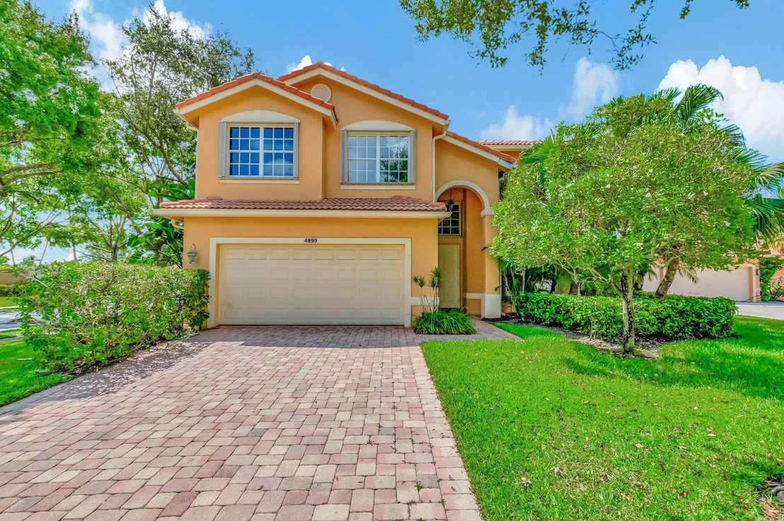 Photo of 4899 N Classical Boulevard