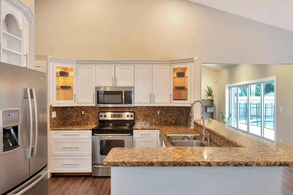 Photo of 9800 Sun Pointe Drive