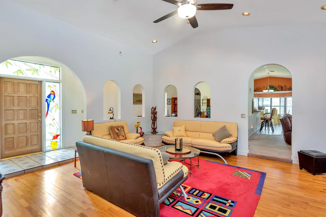 Photo of 13288 Compton Road