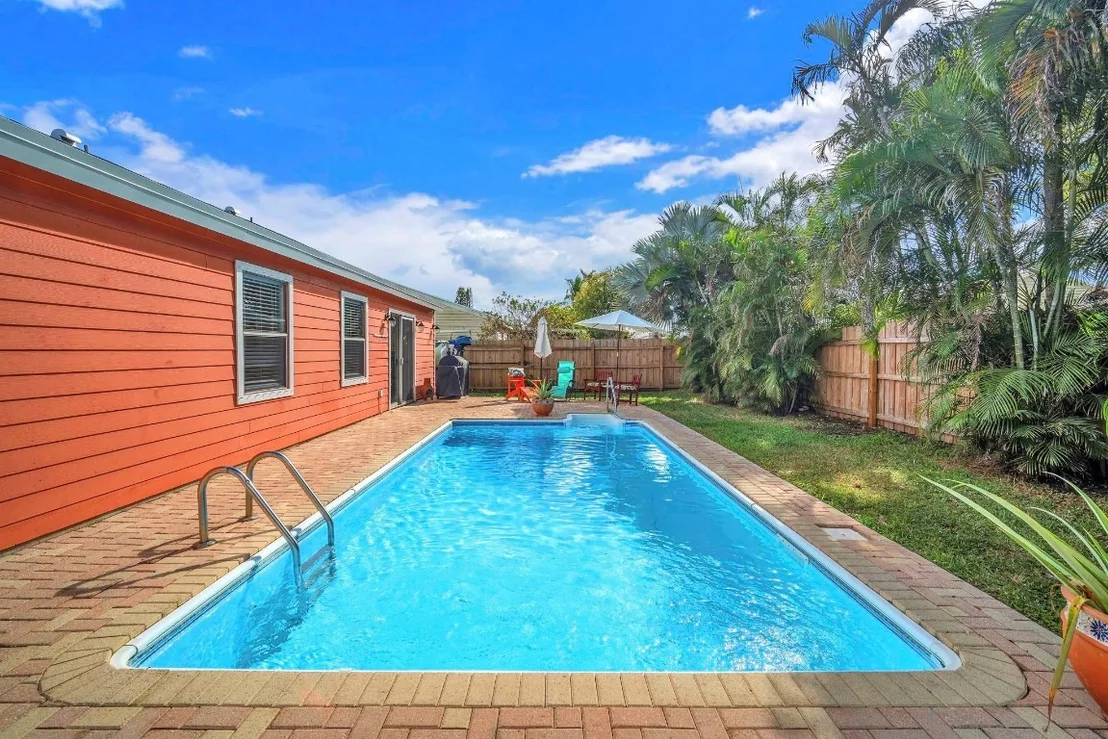 Photo of 5235 Edgewood Drive