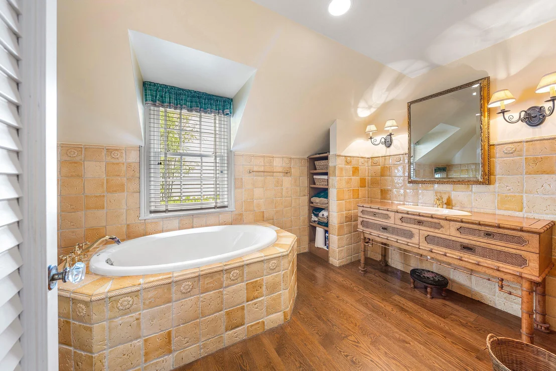 Photo of 406 N Ocean Boulevard