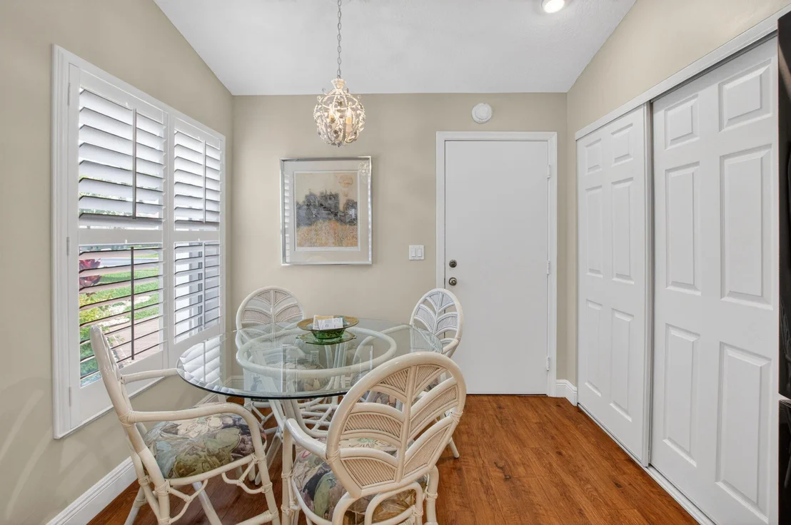 Photo of 5582 Royal Lake Circle