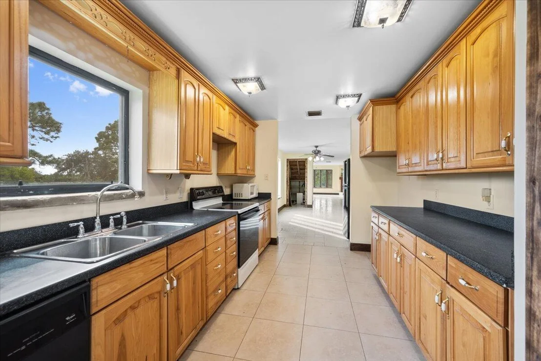 Photo of 16552 Norris Road