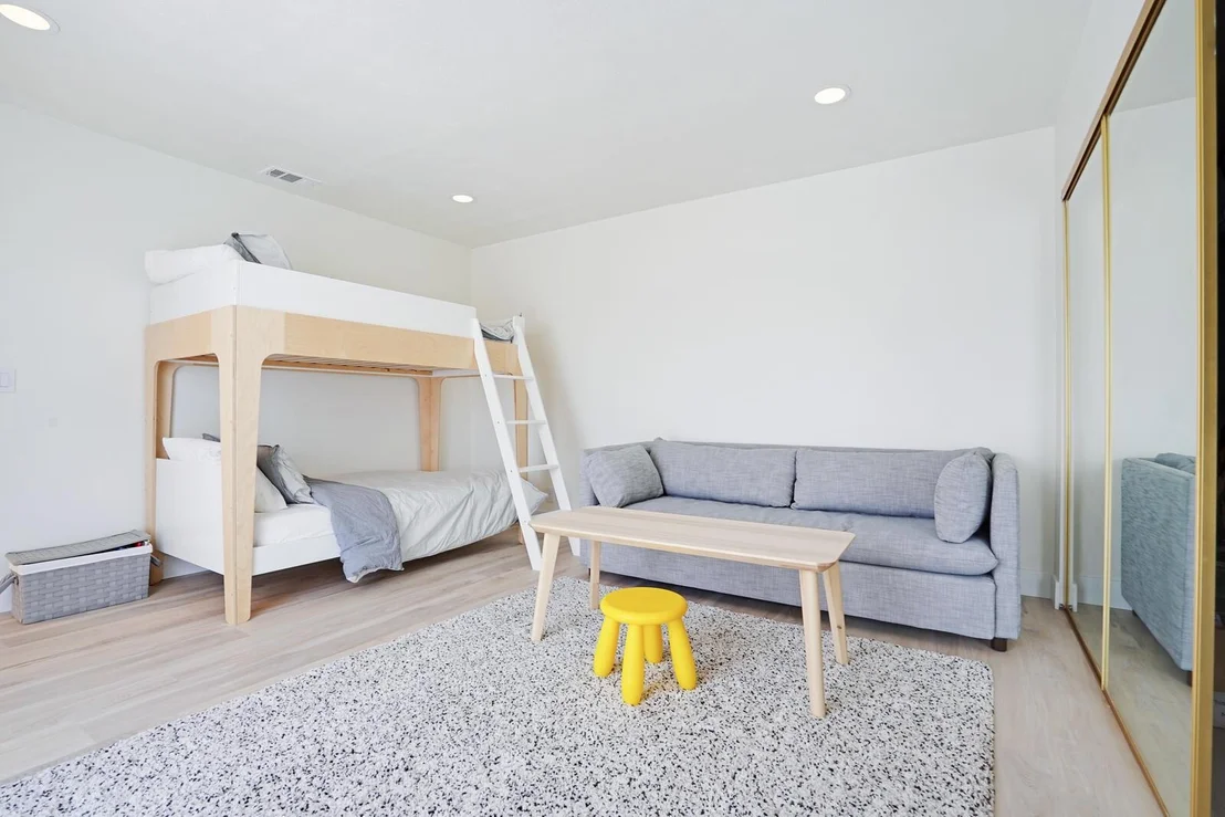 Photo of Unit 20A at 1420 Ocean Way