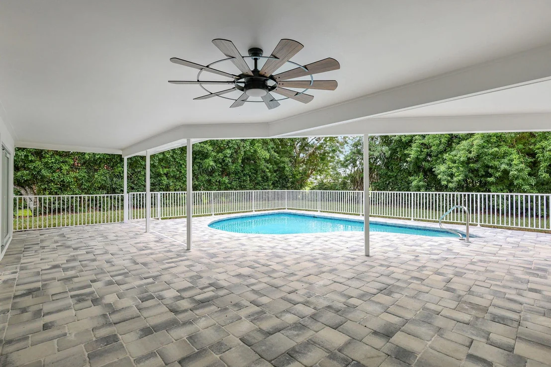 Photo of 3111 SE Fairway West E