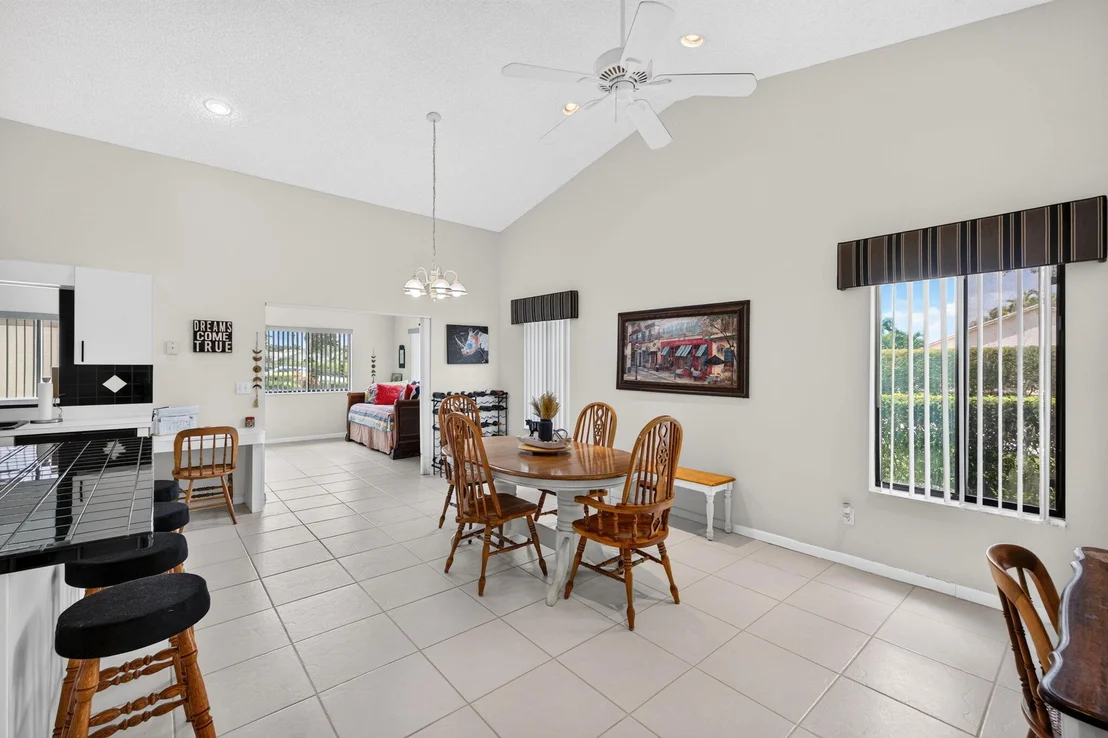 Photo of 2320 Riviera Drive