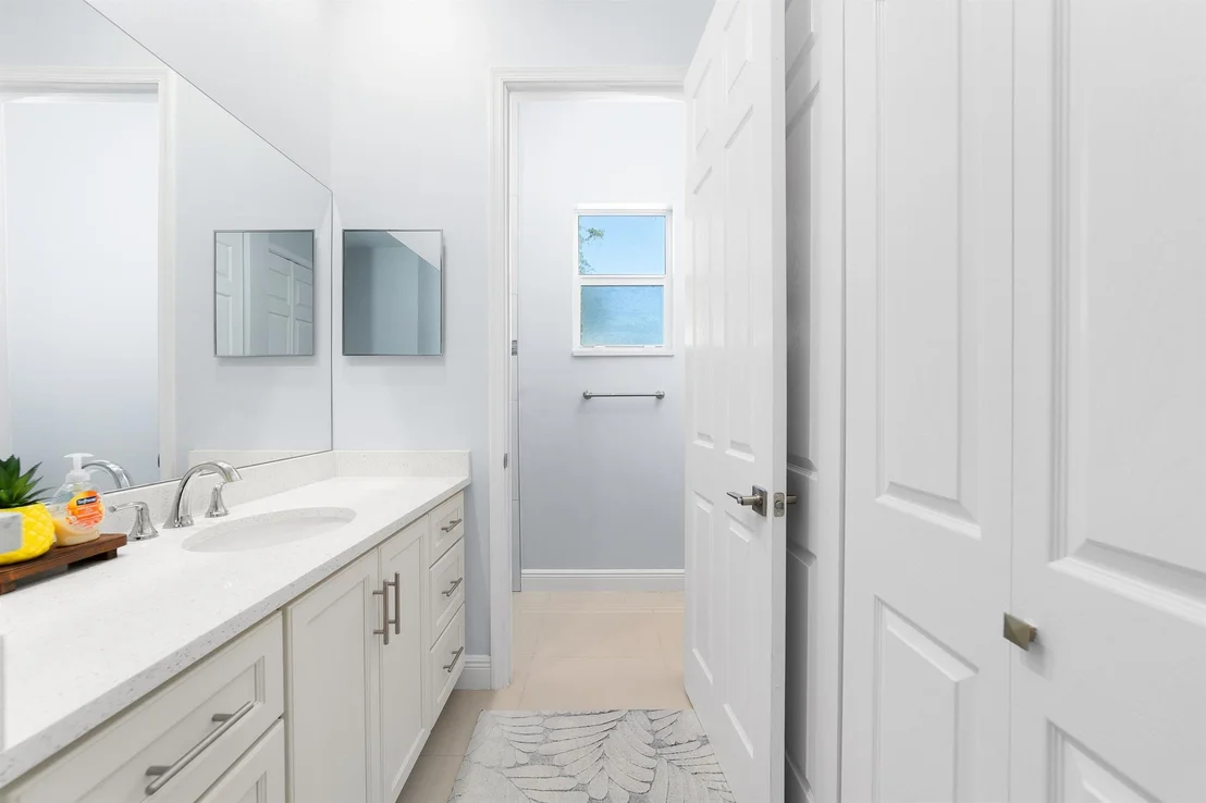 Photo of 328 Jackson Avenue