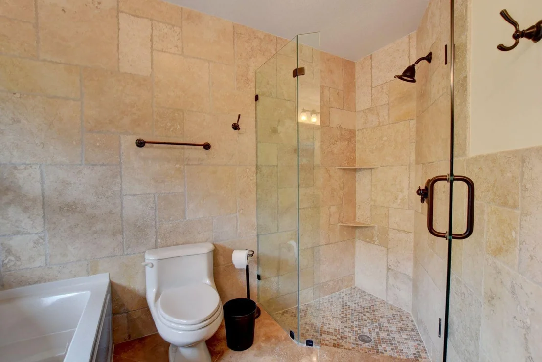 Photo of 327 Seneca Lane