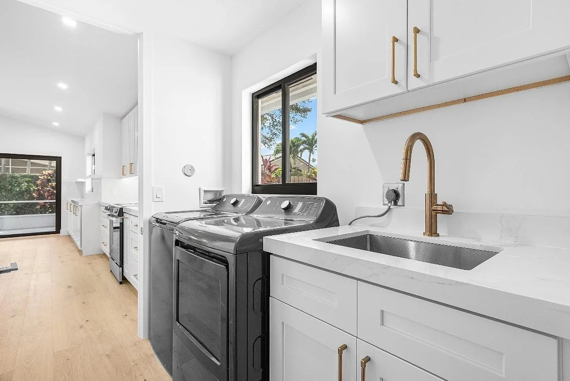 Photo of 5723 Aspen Ridge Circle