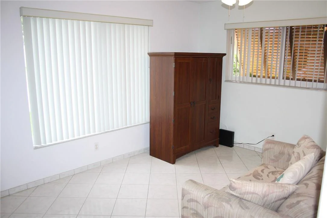 Photo of 370 SE 5th Street