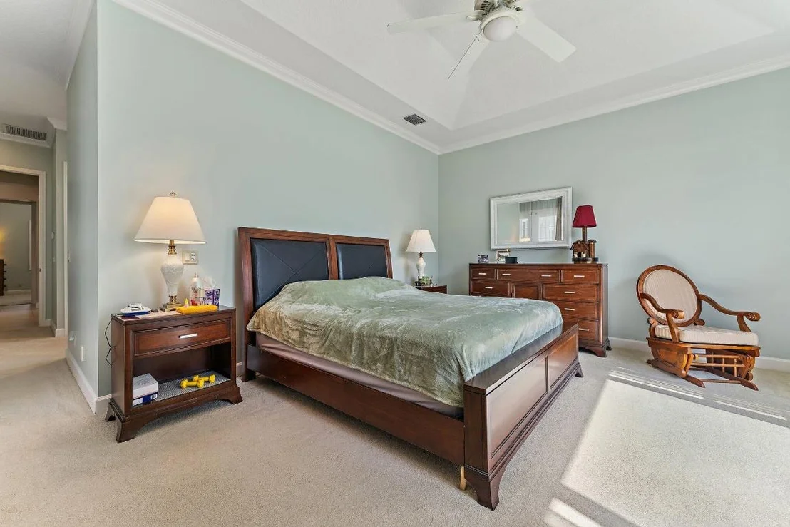 Photo of 18440 SE Lakeside Drive