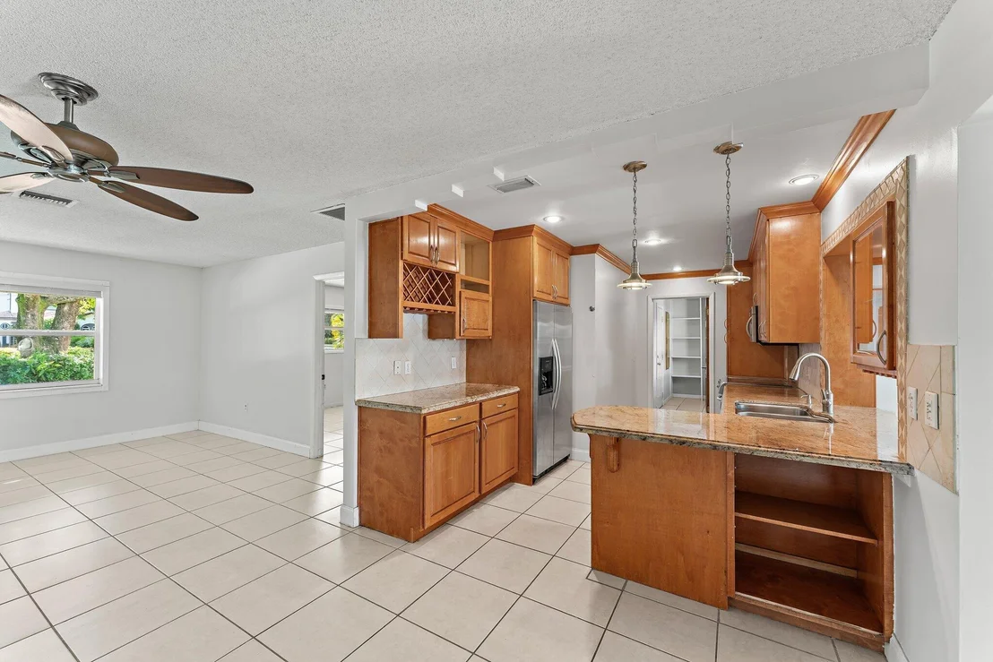 Photo of 243 W Riverside Drive