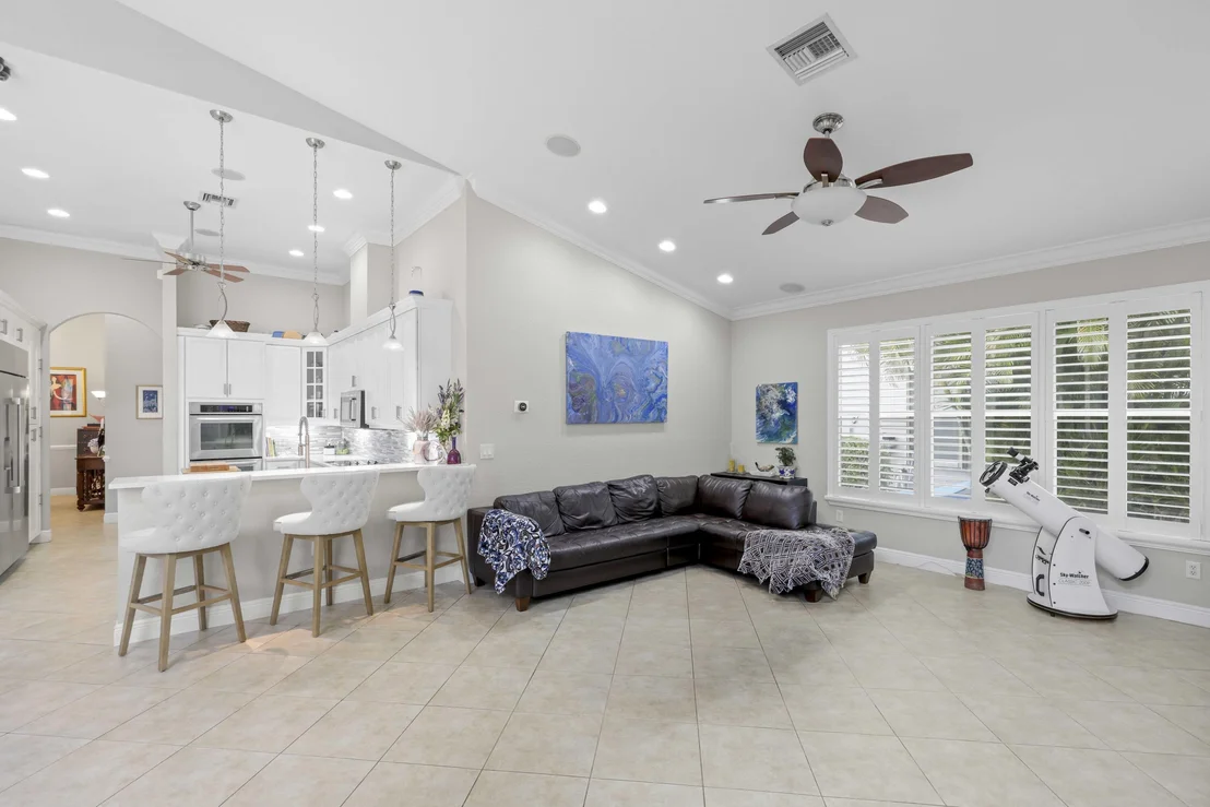 Photo of 10812 Castle Oak Drive