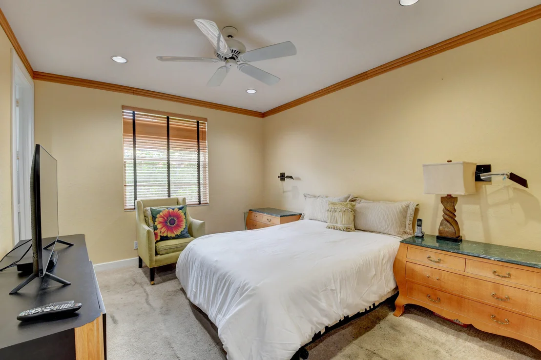 Photo of 4875 Tallowwood Lane