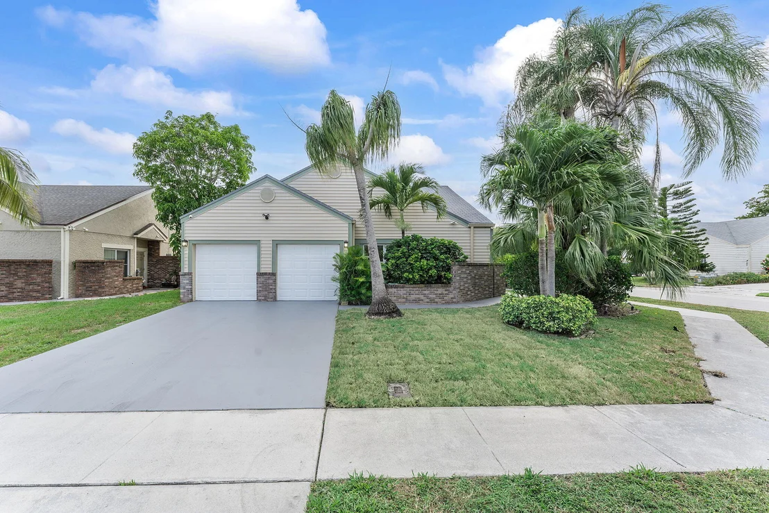 Photo of 23157 Old Inlet Bridge Drive