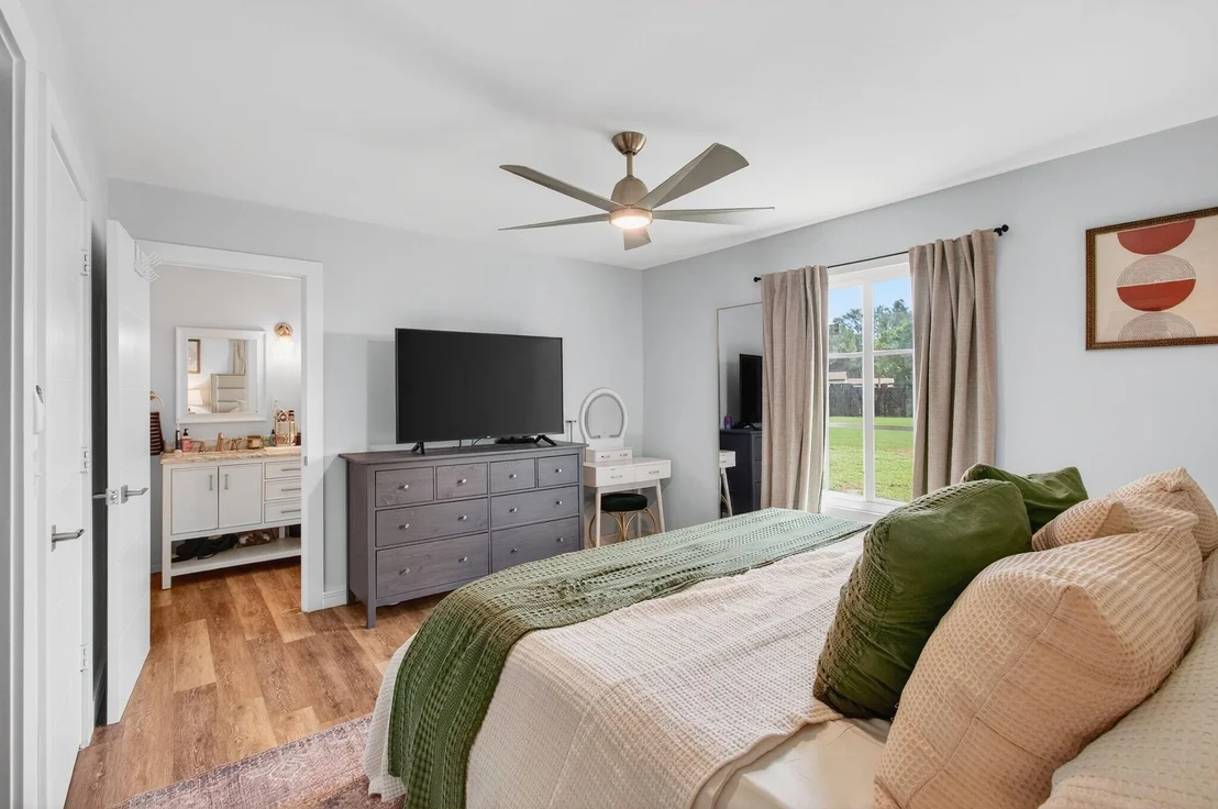 Photo of 5238 Palm Ridge Boulevard