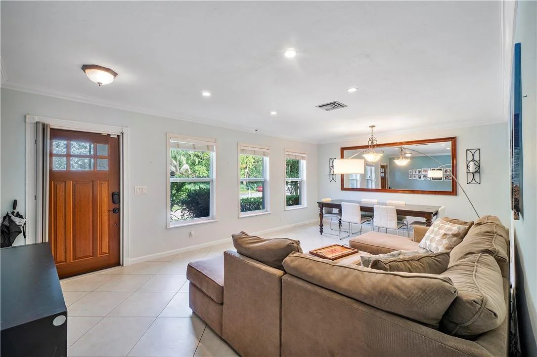 Photo of 3578 Lakeview Drive