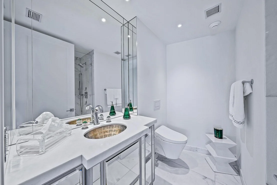 Photo of Unit 215216A at 44 Cocoanut Row