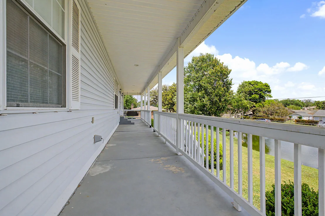 Photo of 7327 Glidden Lane