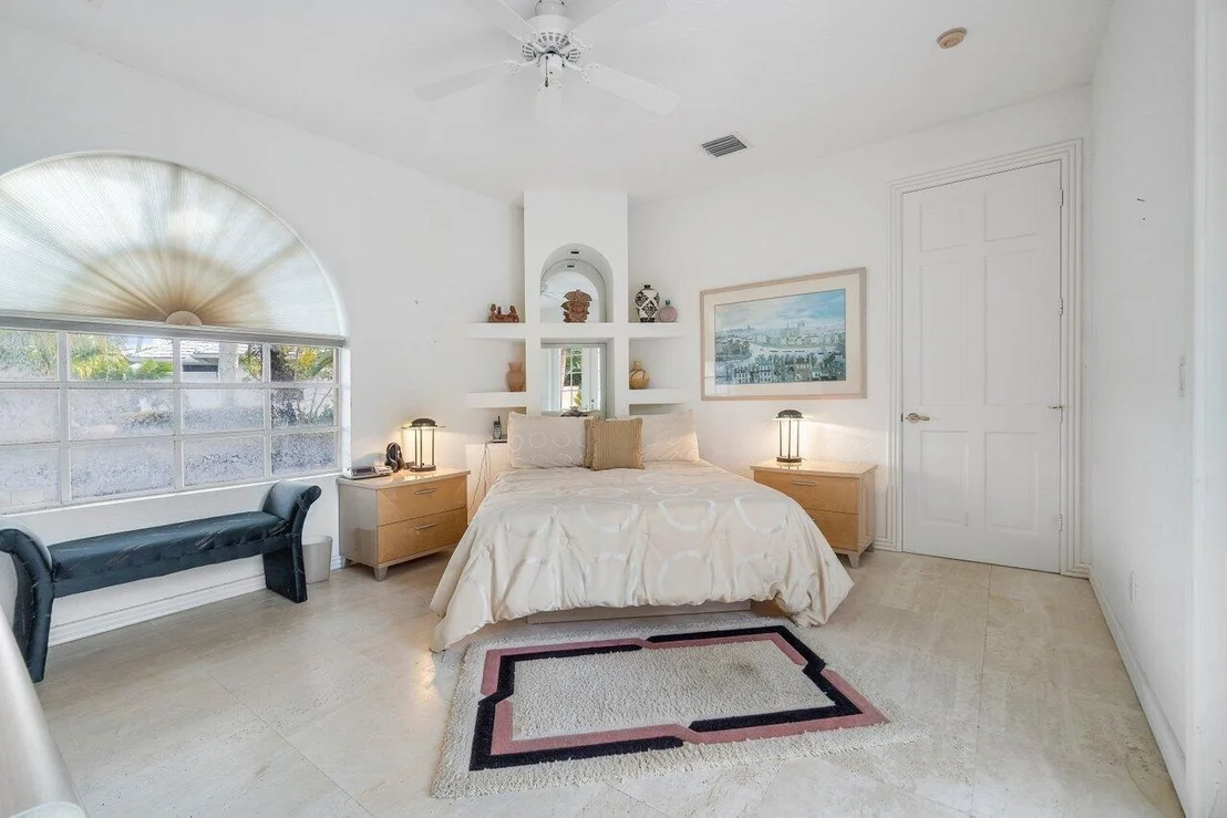 Photo of 5237 Deauville Circle