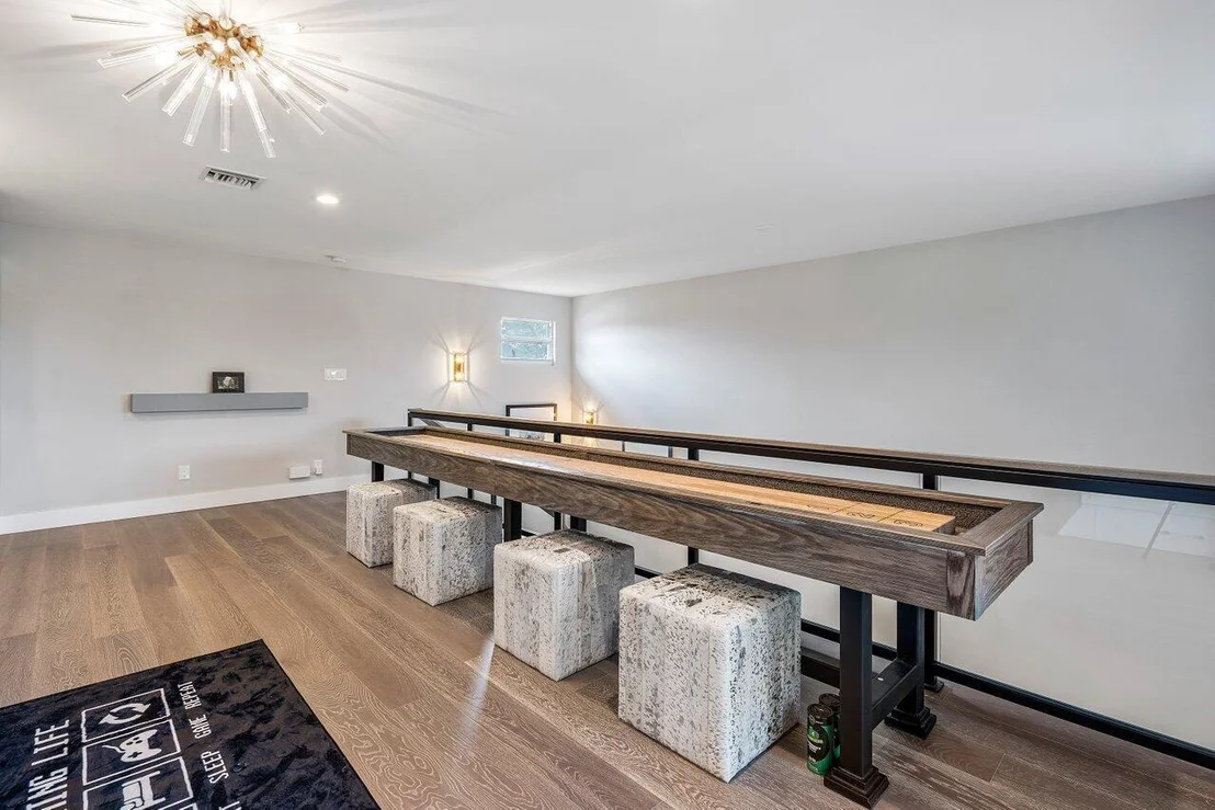Photo of 8331 Sawpine Road