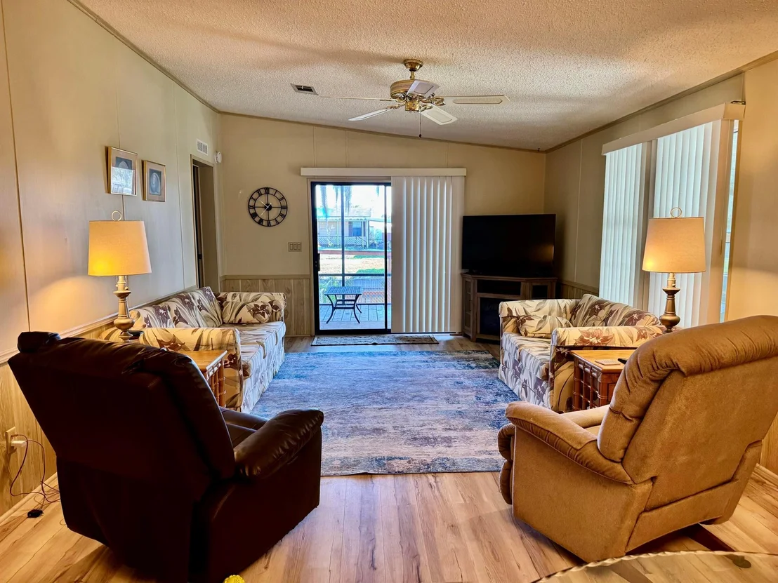 Photo of 1075 Lime Court