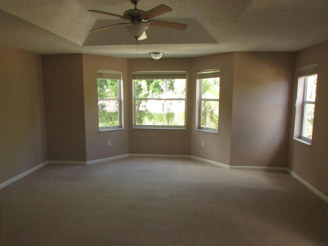 Photo of 6166 Oak Bluff Way