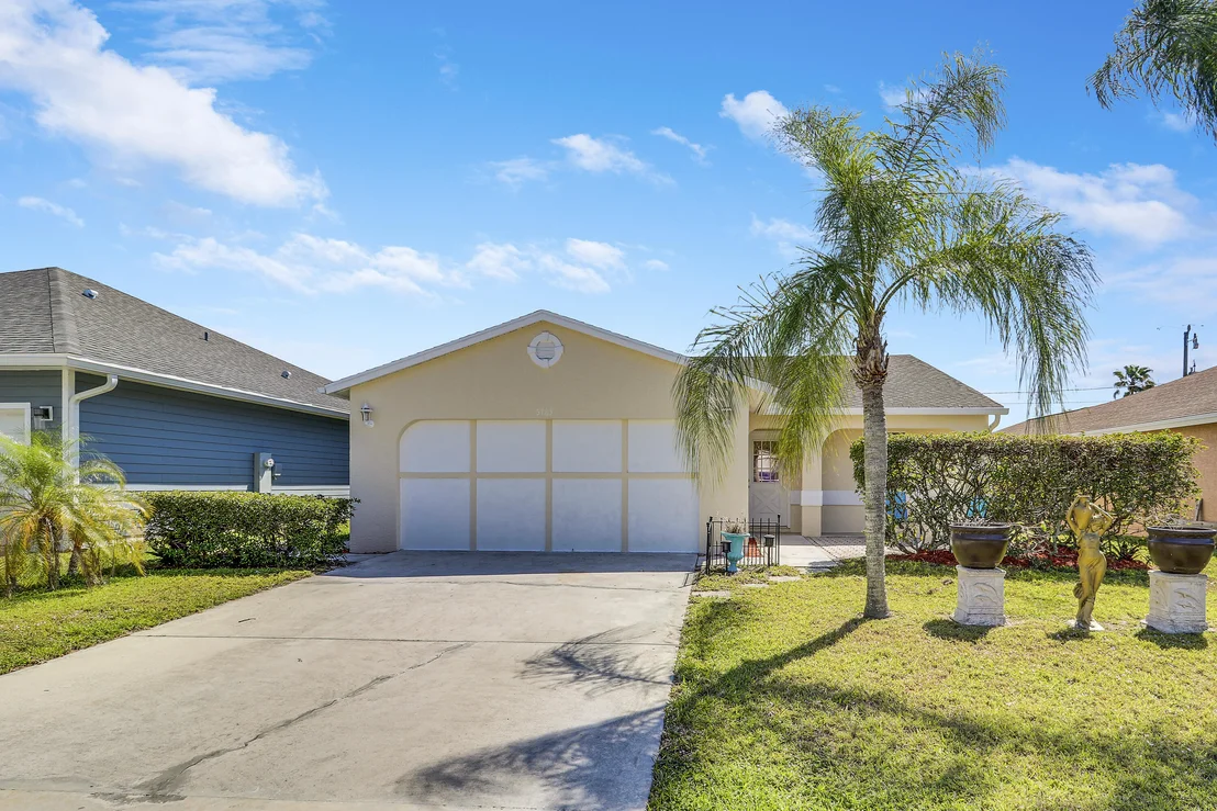 Photo of 5783 SE Mitzi Lane