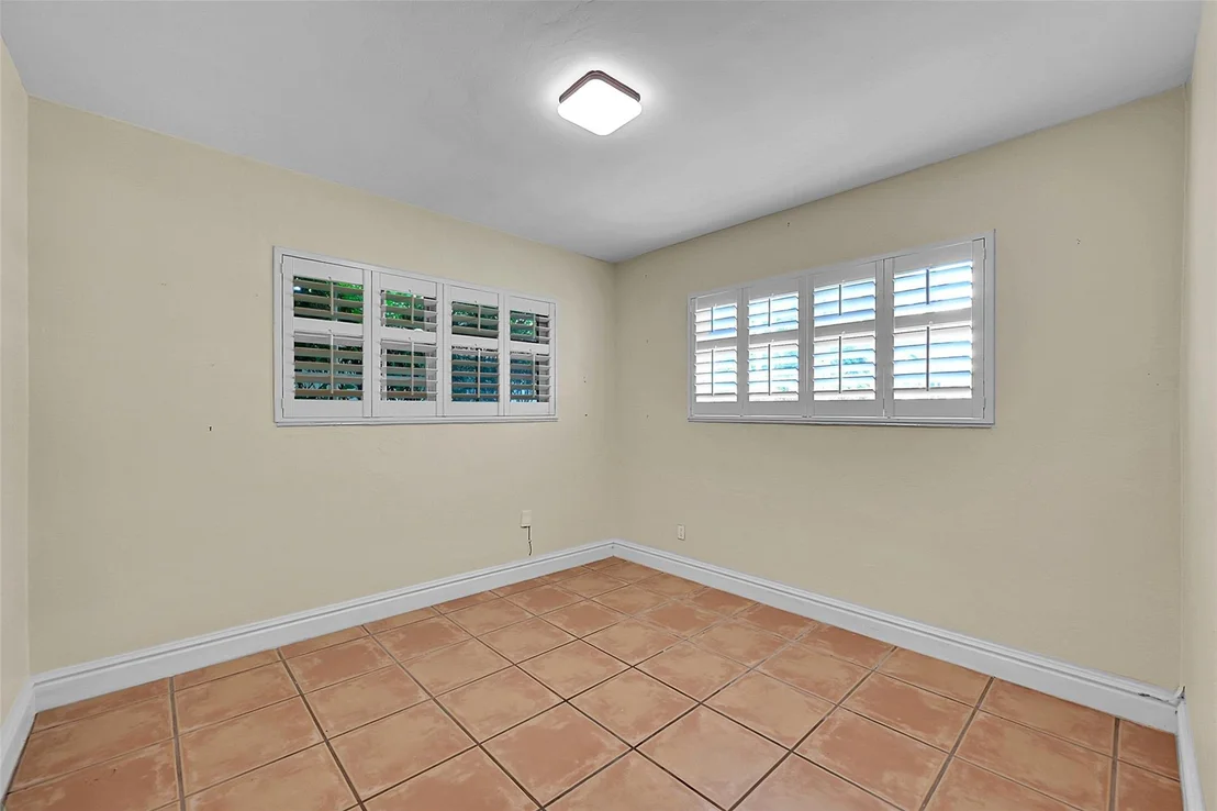 Photo of 1401 Red Road