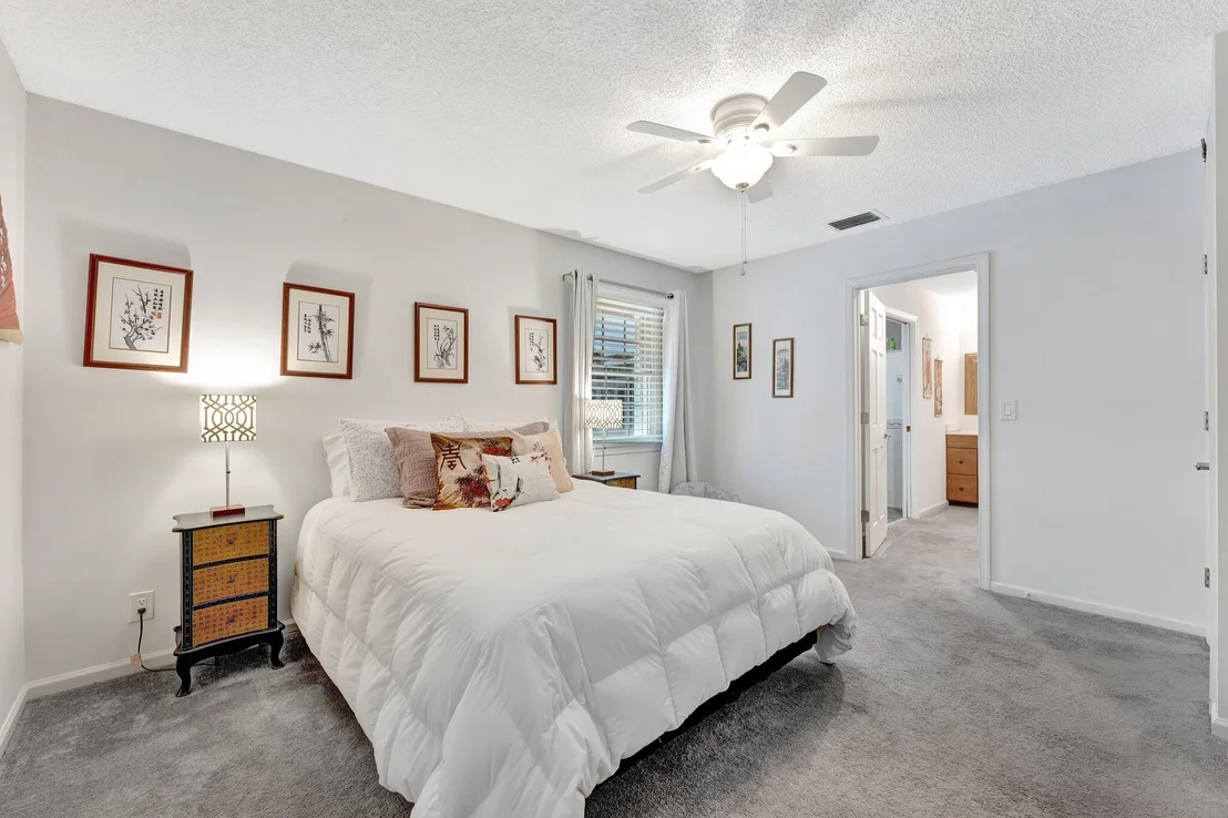Photo of 12750 Oak Arbor Drive