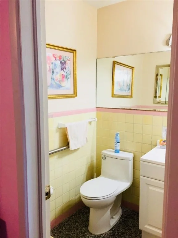Photo of 2425 SE 6th Street